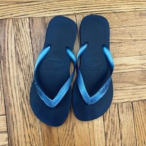 Havaianas blue/navy sandals